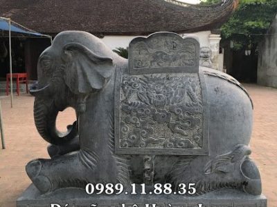 Mẫu voi đá đặt tại đình chùa